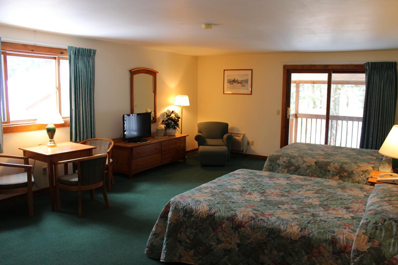 Nootka Lodge Woodsville Экстерьер фото