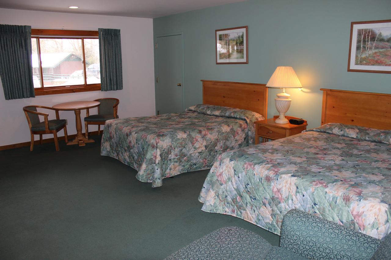 Nootka Lodge Woodsville Экстерьер фото