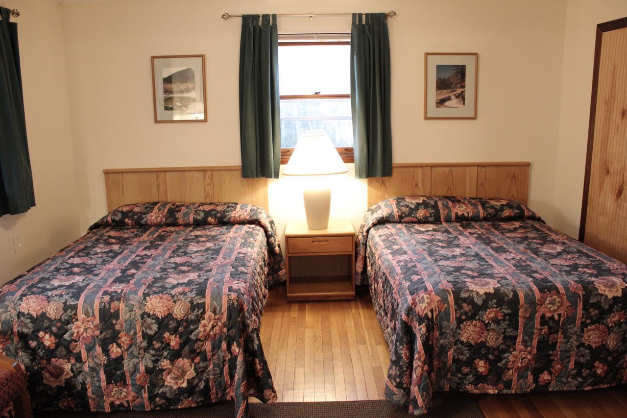 Nootka Lodge Woodsville Экстерьер фото