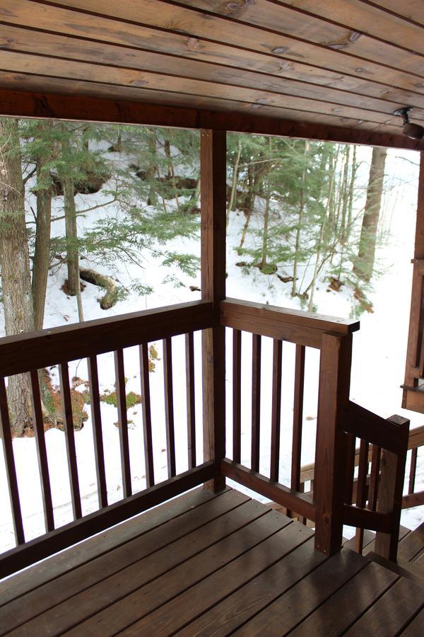 Nootka Lodge Woodsville Экстерьер фото